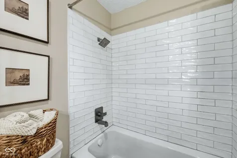 1912 Charles Street Avon IN 46123