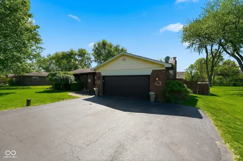 1912 Charles Street Avon IN 46123