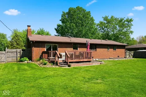 1912 Charles Street Avon IN 46123