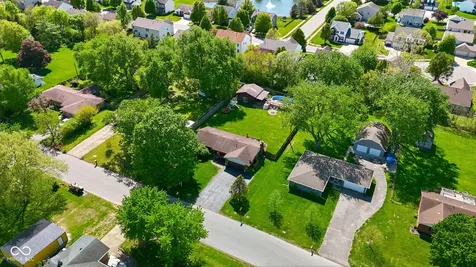 1912 Charles Street Avon IN 46123