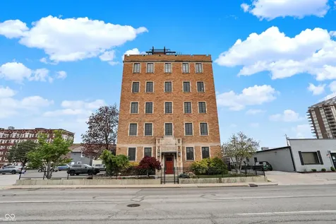 825 N Delaware Street Indianapolis IN 46204