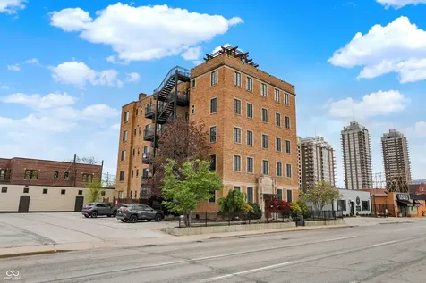 825 N Delaware Street Indianapolis IN 46204