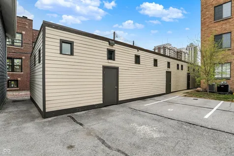 825 N Delaware Street Indianapolis IN 46204