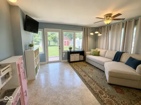 829 Delbrook Drive Whiteland IN 46184