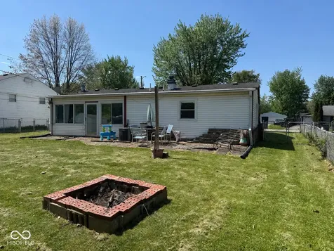 829 Delbrook Drive Whiteland IN 46184