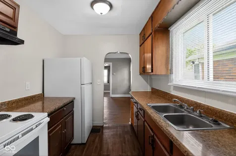 4024 Eastern Avenue Indianapolis IN 46205