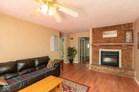 709 Summitcrest Drive Indianapolis IN 46241