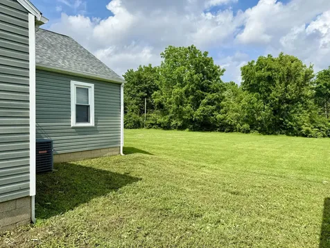 405 E Cowing Drive Muncie IN 47303