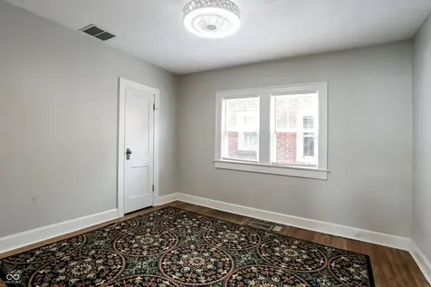 945 Cecil Avenue Indianapolis IN 46219