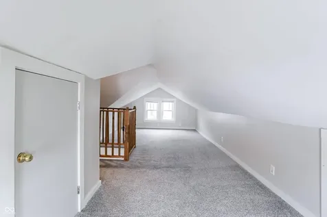 945 Cecil Avenue Indianapolis IN 46219