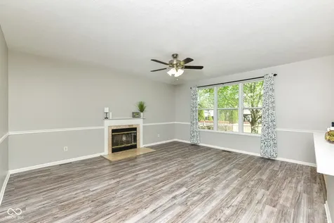 7942 Red Sunset Way Avon IN 46123