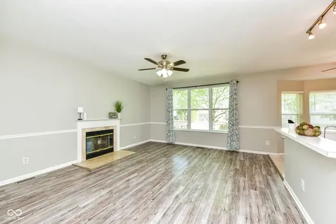 7942 Red Sunset Way Avon IN 46123