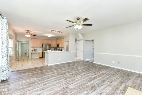 7942 Red Sunset Way Avon IN 46123