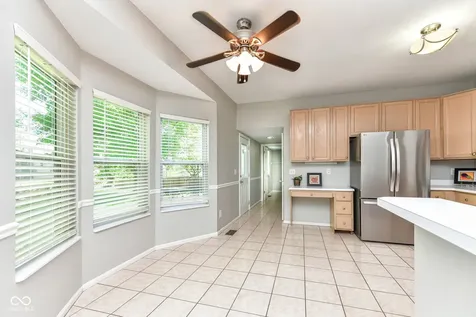 7942 Red Sunset Way Avon IN 46123