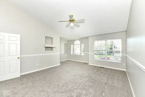 7942 Red Sunset Way Avon IN 46123