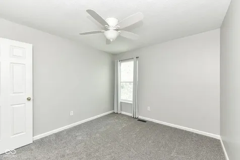 7942 Red Sunset Way Avon IN 46123