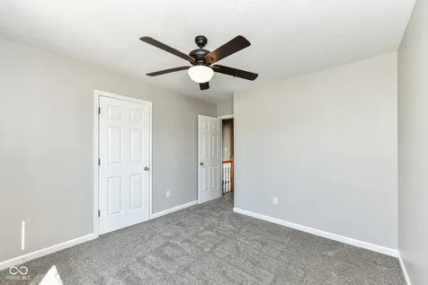 7942 Red Sunset Way Avon IN 46123