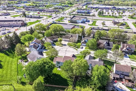7942 Red Sunset Way Avon IN 46123