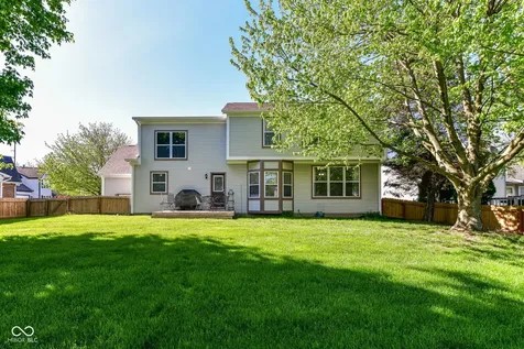 7942 Red Sunset Way Avon IN 46123