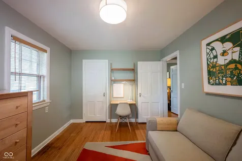 5402 Rosslyn Avenue Indianapolis IN 46220