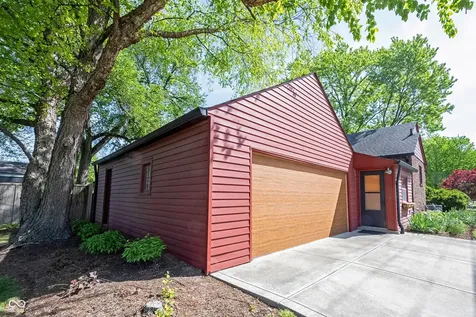 5402 Rosslyn Avenue Indianapolis IN 46220