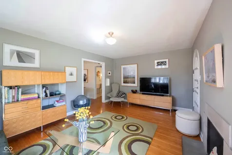 5402 Rosslyn Avenue Indianapolis IN 46220