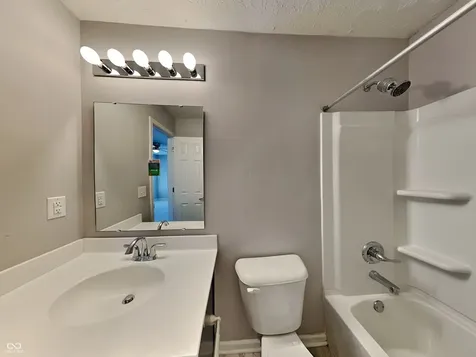 918 Adena Lane Westfield IN 46074
