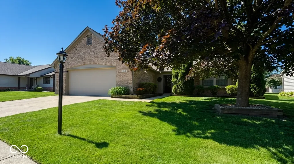 4221 Bay Leaf Circle Indianapolis IN 46237