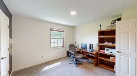 4221 Bay Leaf Circle Indianapolis IN 46237