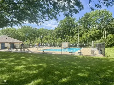 4221 Bay Leaf Circle Indianapolis IN 46237