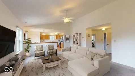 4221 Bay Leaf Circle Indianapolis IN 46237