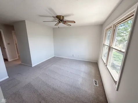 9463 Maple Way Indianapolis IN 46268