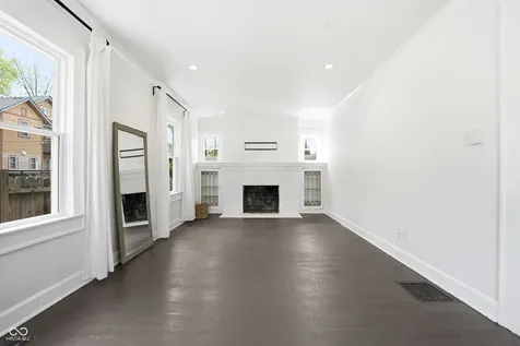 821 E 36th Street Indianapolis IN 46205