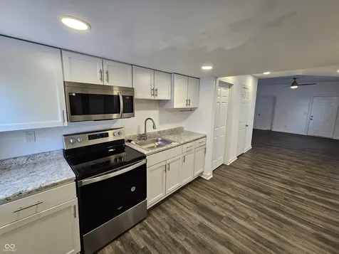 2121 Webb Street Indianapolis IN 46225