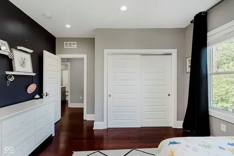 609 Sanders Street Indianapolis IN 46203