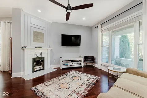 609 Sanders Street Indianapolis IN 46203