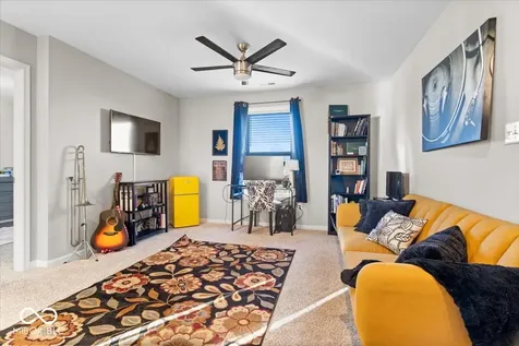 5162 Arling Drive Indianapolis IN 46237