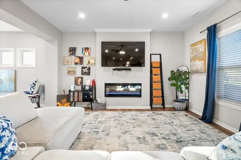 5162 Arling Drive Indianapolis IN 46237
