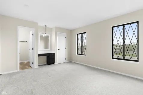 8104 Bromley Place Indianapolis IN 46219