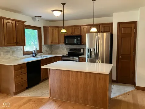 3801 S Cedar Creek Lane New Palestine IN 46163