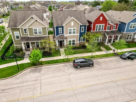 9109 Rising Road Indianapolis IN 46216
