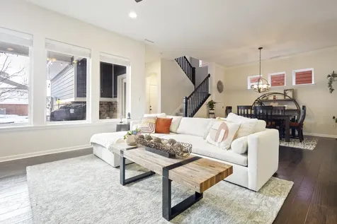9109 Rising Road Indianapolis IN 46216