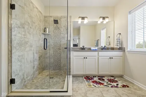 9109 Rising Road Indianapolis IN 46216