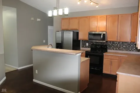 8583 Frosty Rose Drive Avon IN 46123