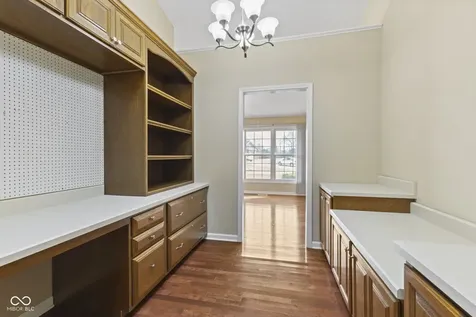 40 Carolyn Drive Seymour IN 47274