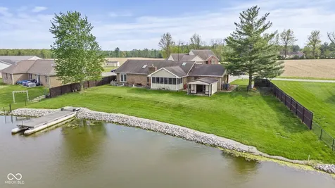 40 Carolyn Drive Seymour IN 47274