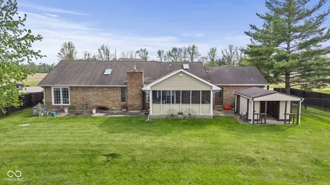 40 Carolyn Drive Seymour IN 47274