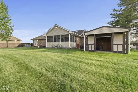 40 Carolyn Drive Seymour IN 47274