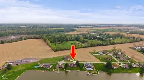40 Carolyn Drive Seymour IN 47274