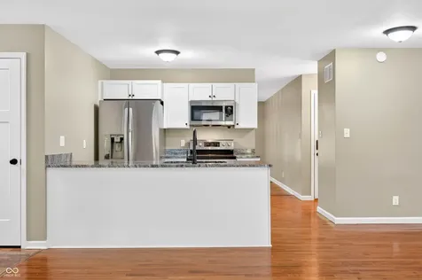 1165 Cottonwood Drive Columbus IN 47203